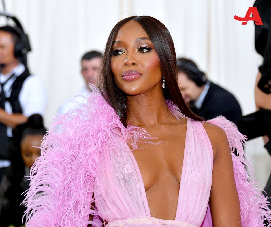 Happy 50th Birthday, Naomi Campbell! 