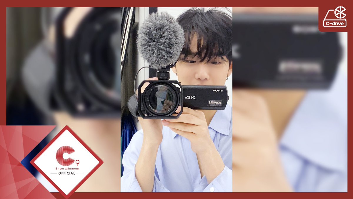 CIX_Official's tweet photo. [영상]
[C-drive] BAEBAE CAM in Marie Claire

YOUTUBE
▶ https://t.co/MWN20OYqLD

VLIVE
▶ https://t.co/H7MCGSIOyr

#CIX #씨아이엑스 #BX #승훈 #배진영 #용희 #현석 #Cdrive https://t.co/sMNhmz9K40