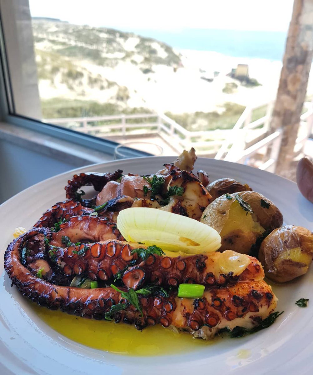 visit_lisboa's tweet photo. Polvo à Lagareiro (Octopus and olive oil) is a straightforward dish that should be on any foodie Lisboa list.

#StaySafe 
📷 abtkurniawan https://t.co/cz5wgBsclQ