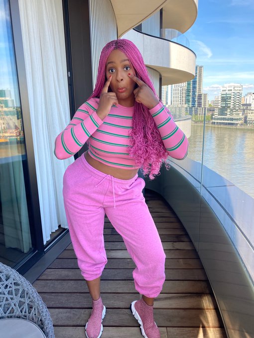 View image on Twitter