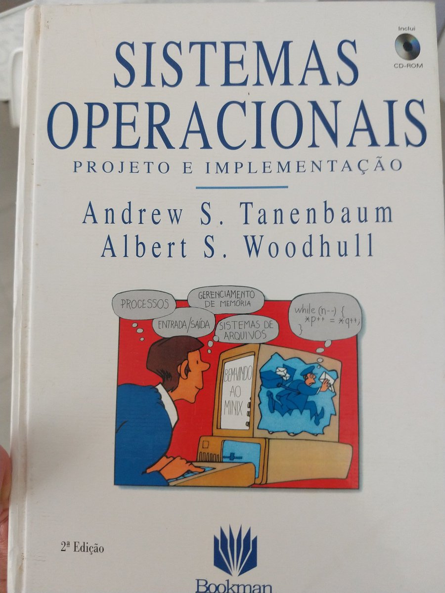 O ser humano é tão genial que conseguiu convencer a areia a fazer contas. Tanenbaum levanta o capô da areia esperta e mostra com profundidade como ela funciona.É tão complexo q o estranho não é q os computadores tenham bugs mas sim q eles façam qualquer coisa corretamente.