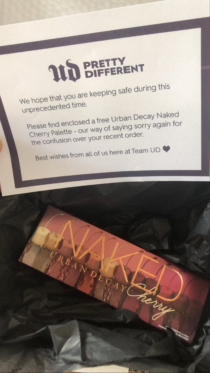 My lockdown face will now be brought to you by #nakedcherry 🍒 thank you <a href="/UrbanDecay/">Urban Decay</a>, you beauties 💜