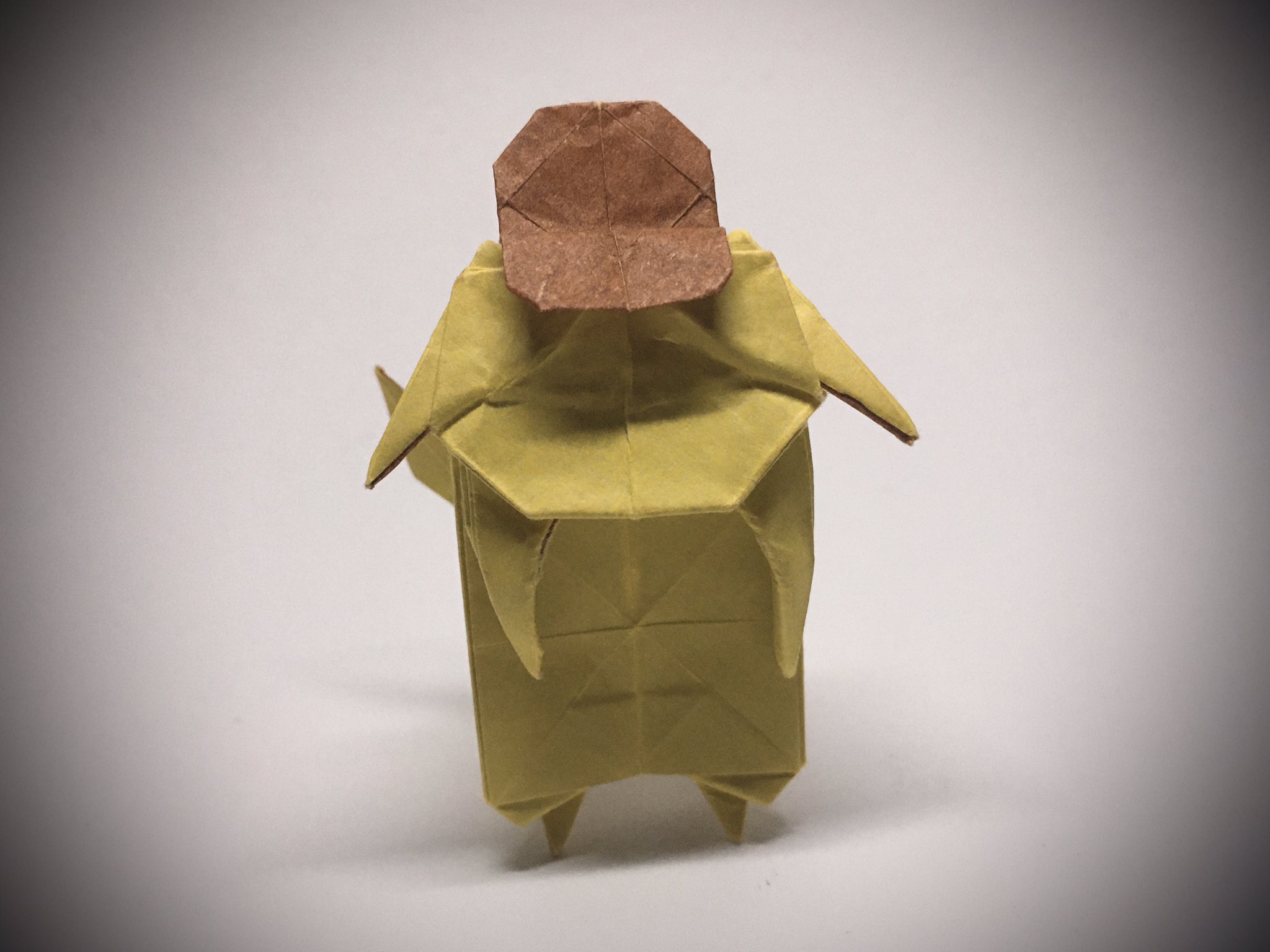 ささみぽんズ ポケモン折り紙 名探偵ピカチュウを折り紙1枚で作りました 見えませんが背中側も作りました ハサミのり不使用です ポケモン折り紙 名探偵ピカチュウ しわしわピカチュウ T Co Ali048q3yv Twitter