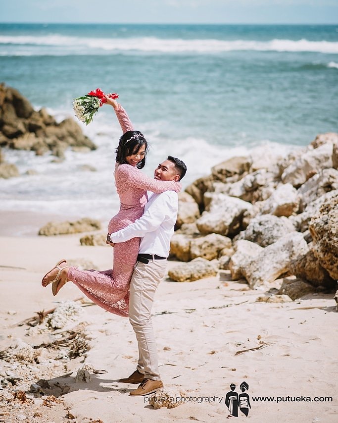 putuekaphoto's tweet photo. Love one another and you will be happy. It's as simple and as difficult as that. #baliweddingphotographer #baliweddingphotography #weddinginbali #weddingphotography #weddingphotographer #weddingphotographerbali #weddingphotographybali #baliengagementphotographer https://t.co/Cd0N0FO7KW
