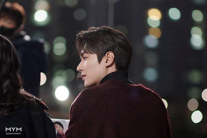minholics_india's tweet photo. MYM entertainment naver blog

Lee Gon's every moment was the best ever!
Let's review the last legendary episodes and wait for the drama tonight😀

#LeeMinGo #TheKing #ThekingEternalMonarch #mym https://t.co/EjaSl1d2cE