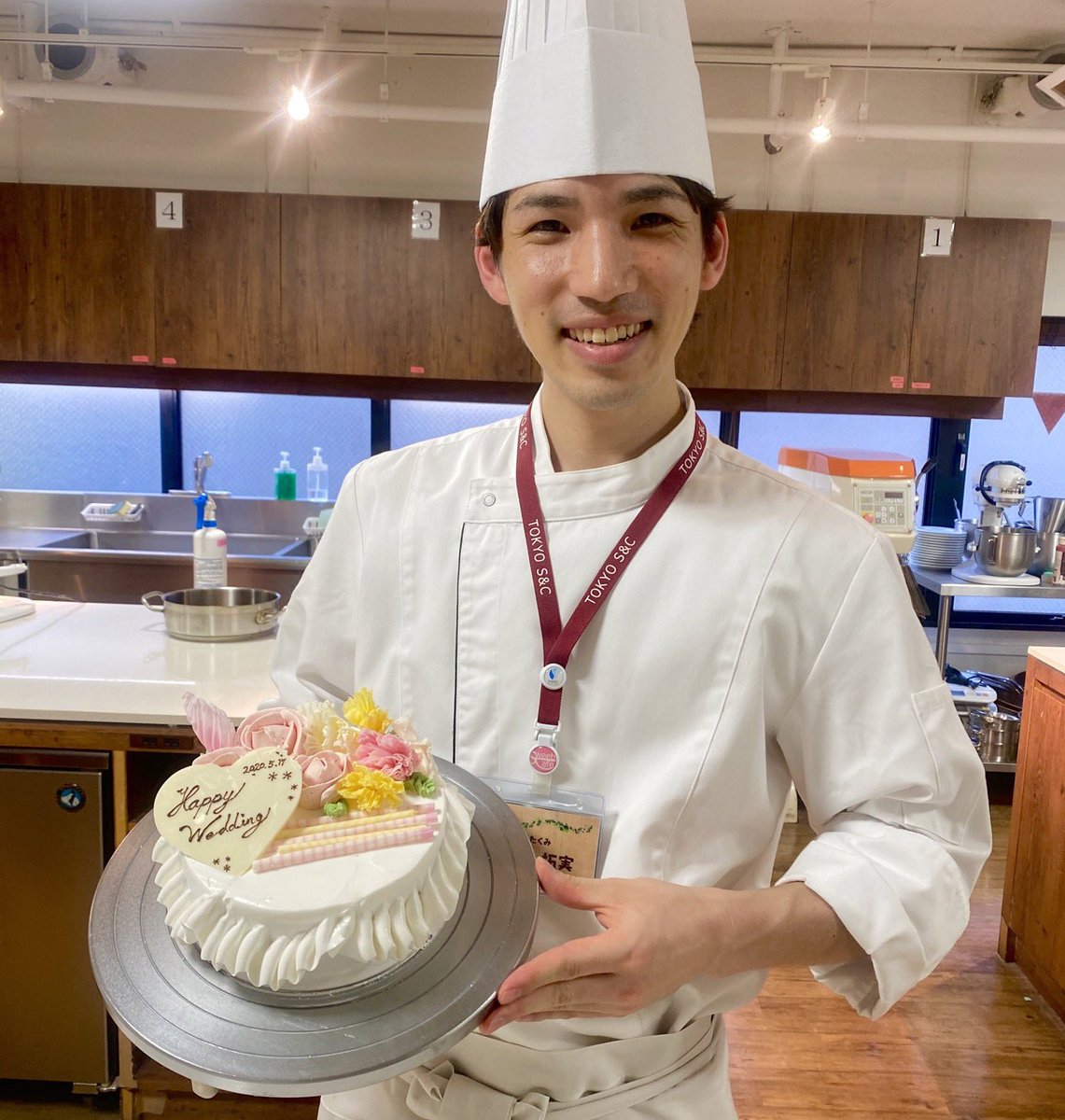 東京スイーツ カフェ専門学校 على تويتر 進路活動中のみなさーーん 明日 23日 は オンラインオープンキャンパスが 盛りだくさん 10時 学校説明編 12時 16時 実習実演編 14時 卒業生q A編 15時 保護者説明会 17時 入試学費説明会 まだ予約してない