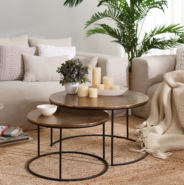 FeriaIntergift's tweet photo. Nuestro fiel expositor #IXIA desvela en su perfil de instagram algunos detalles de su nueva colección, con mucha presencia de tonos neutros, líneas geométricas y tejidos confortables #intergift2020 https://t.co/uWscdKdA56