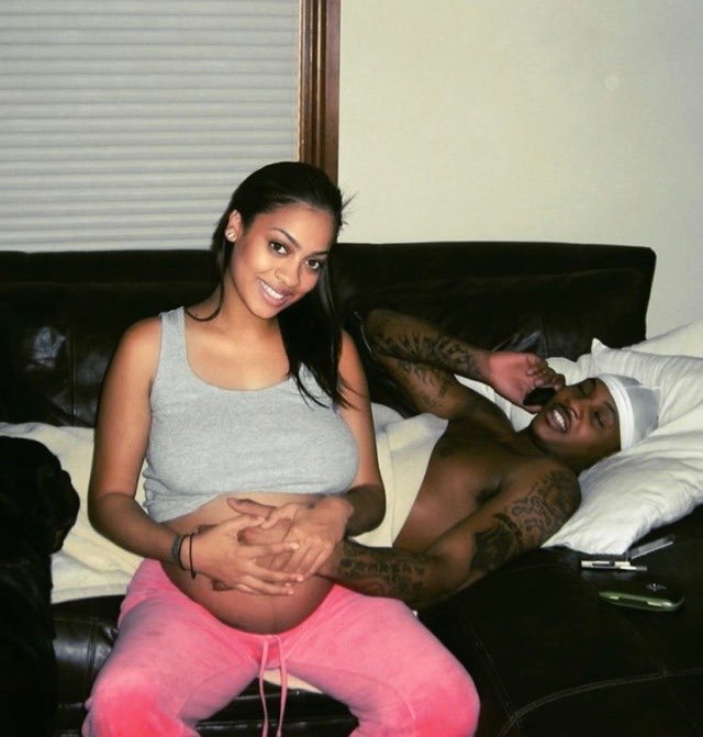 cozzzy__'s tweet photo. me in sumn years https://t.co/70Wo8iWCX9