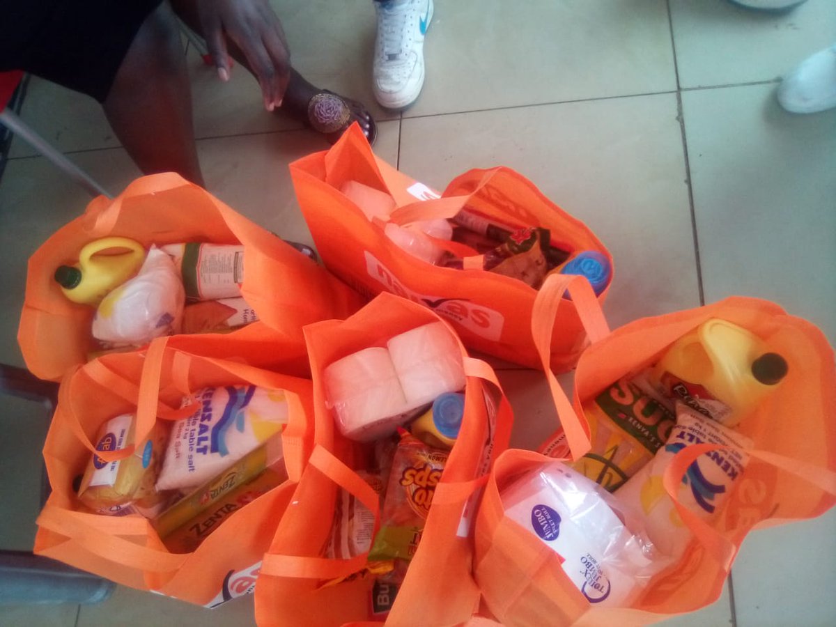 AwakeYouthInit2's tweet photo. @MikeSonko @SonkoRescueTeam We are a Youth Initiative in Mathare. For three months we have been rallying for support to help the county feed it's residents in informal settlements we still hope to reach 500 more homes. Support our campaign https://t.co/9u3Lwvr0LA