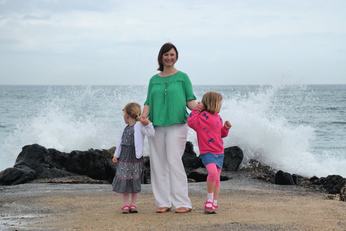 TravInfluence's tweet image. Managing your business's social media and blog is time consuming - fact! Do you need help so you can get on with the day job? I'm a #Devon based content creator with 20 years experience in the media and PR. Here's how I can help you: buff.ly/2l6xYHO #contentcreation