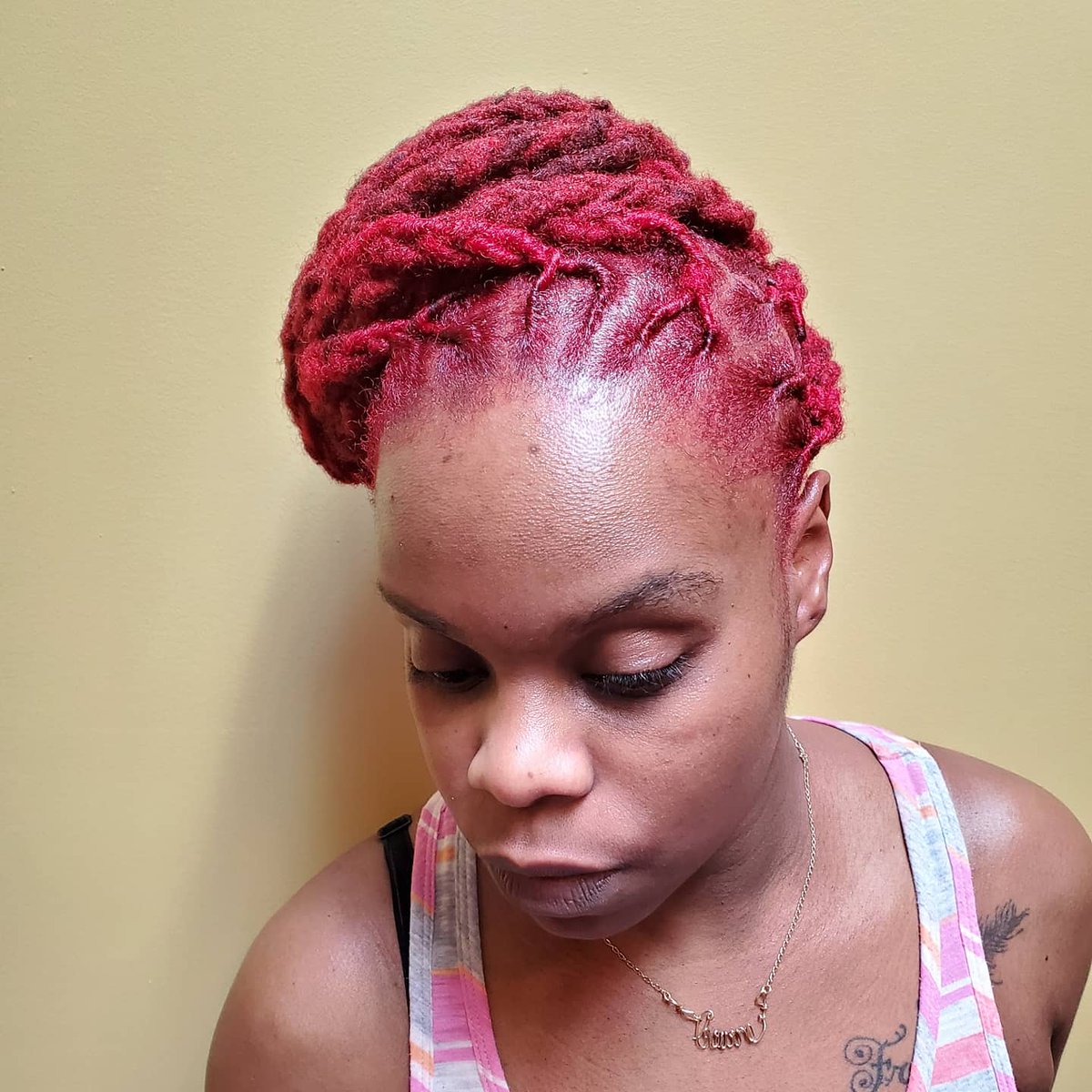 KimsueHairArt's tweet photo. #Redheads have the most fun💜💛
2020 Look @ Us Now🔑
#NattyDread
#Cosmetics 
#HairPorn
#Meditation
#Fitness
#Nutrition 
#BlackOwned
#MenStyles
#KidsStyles
#FreeFormed
#TalkShow
#FWBK
#NYFW
#FashionWeek
#FashionHair
#HarlemFW
#Beautypreneur https://t.co/Jy0sHgbOwv