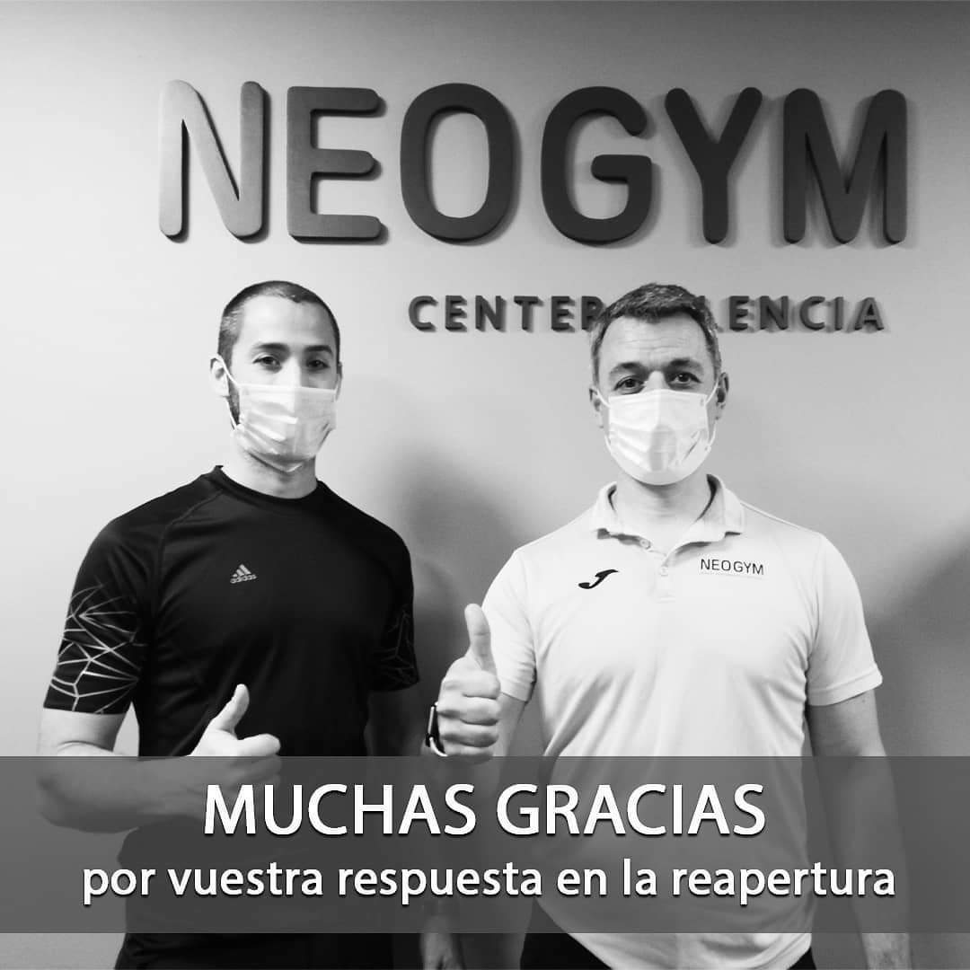 Abrumados por la respuesta que habéis tenido desde el momento de la reapertura, no nos queda otra que daros las gracias.
Gracias por vuestro retorno masivo, por las muestras de apoyo, por las recomendaciones, por llenarnos las agendas, millones de gracias.
#clientesejemplares