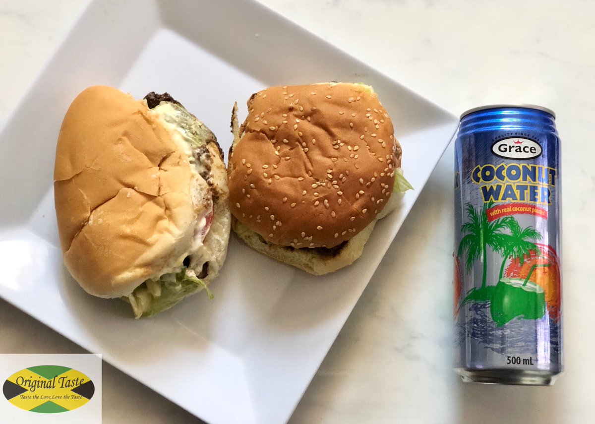 OriginalTasteJa's tweet photo. It’s Friday and the sun is shining! Come grab our popular Juicy Jerk Chicken sandwich and feel the heat! ☀️ #originaltastejamaicanfood 
.
.
.
.
#jerkchickensandwich #torontojamaicanrestaurant #jamaicanfood #authenticjamaicanfood🇯🇲 https://t.co/2EMjuIgI6b
