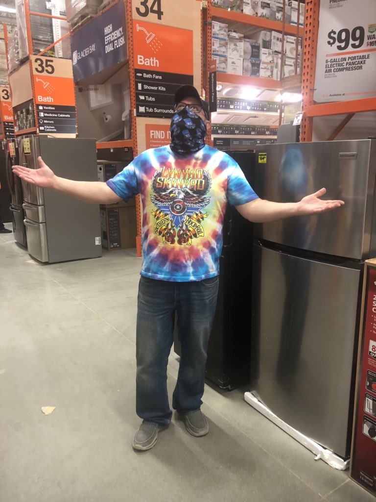 George Simenton (@gsimenton) on Twitter photo D33 MET rainbow spirit day @2727. Of course Dave the spirit master is at it again. Rocking out to the start of Memorial Weekend! <a href="/JuanitaQ1/">Juanita Q.</a> <a href="/DEM33RGP/">Ron Gomes-Petrach</a> <a href="/RoWilliams1/">Rocky Williams</a> @ChristinaStortz D33 MET rainbow spirit day @2727. Of course Dave the spirit master is at it again. Rocking out to the start of Memorial Weekend! <a href="/JuanitaQ1/">Juanita Q.</a> <a href="/DEM33RGP/">Ron Gomes-Petrach</a> <a href="/RoWilliams1/">Rocky Williams</a> @ChristinaStortz