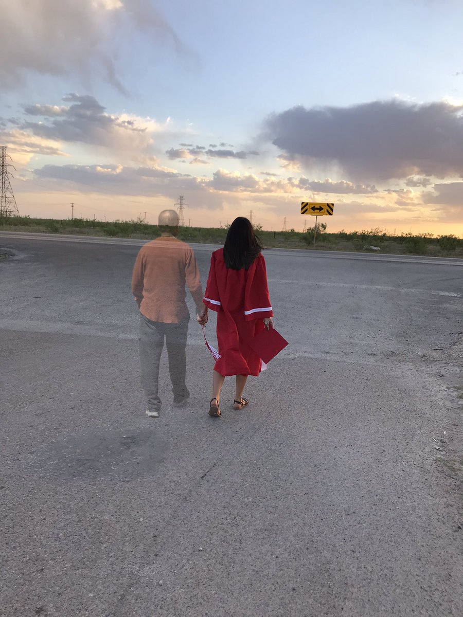 r_icky_a's tweet photo. Hey Sarah. I may not know you, but I know that your dad will always be by your side. Keep making him proud! ❤️🙏🏻 https://t.co/qAoEVNAfCo