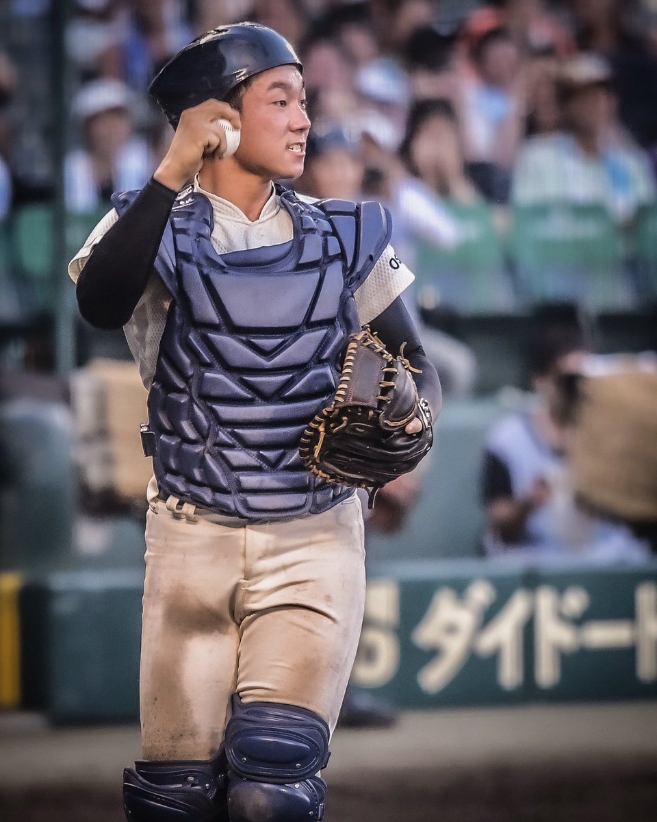 龍平 No Twitter 野球には夢がある 山本ダンテ武蔵選手 レフト からのストライク返球をホームで刺殺した大阪桐蔭 福井章吾捕手 慶應義塾大学 第99回全国高等学校野球大会 大阪桐蔭vs仙台育英 17 8 阪神甲子園球場 福井章吾 大阪桐蔭 慶應義塾大学