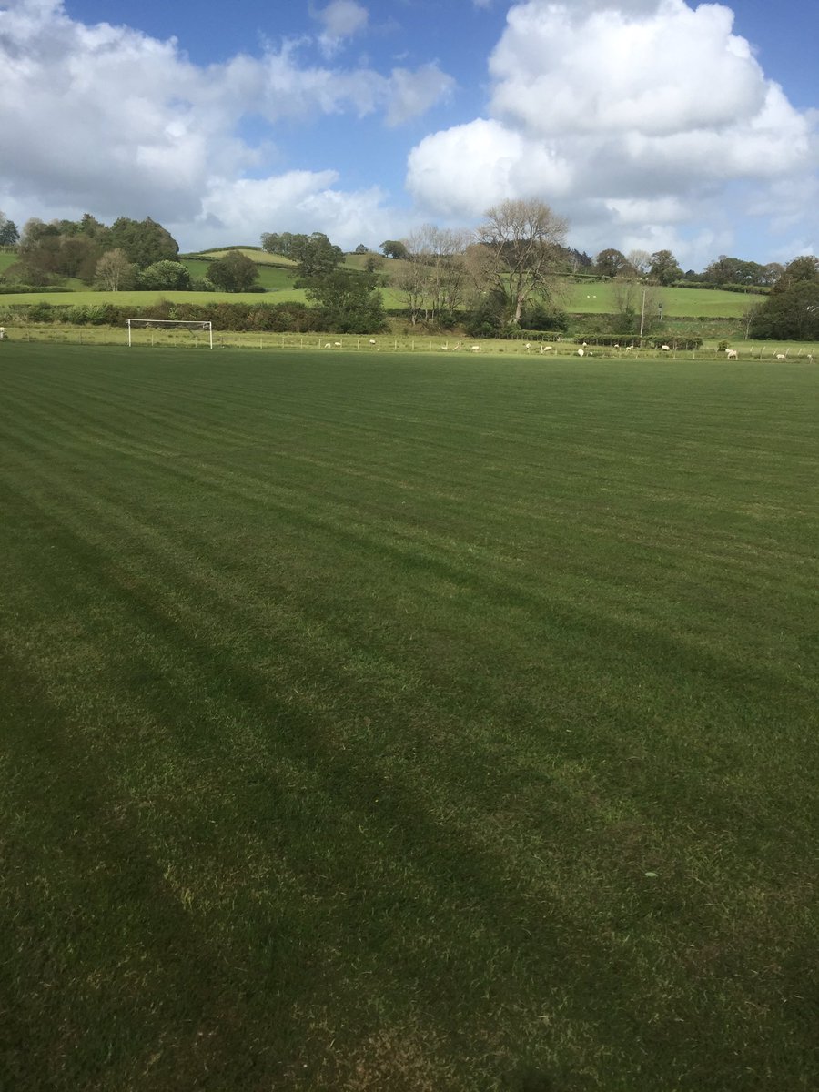 garethchapman74's tweet photo. @DyffrynBanw Cae Morfa looking amazing 😉and the new pitch coming along nicely 👍🏻... god I miss football ⚽️🏴󠁧󠁢󠁷󠁬󠁳󠁿 https://t.co/mmpj4ILHCN