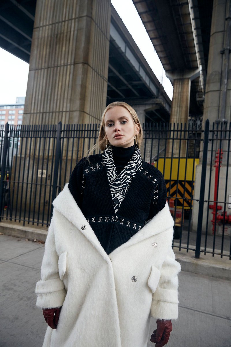 If you or anyone you know would like to talk about using fashion and style as a coping mechanism during the lockdown and be a part of #StyledInPlace, I'd love to hear from you! - buff.ly/3cRM2ud