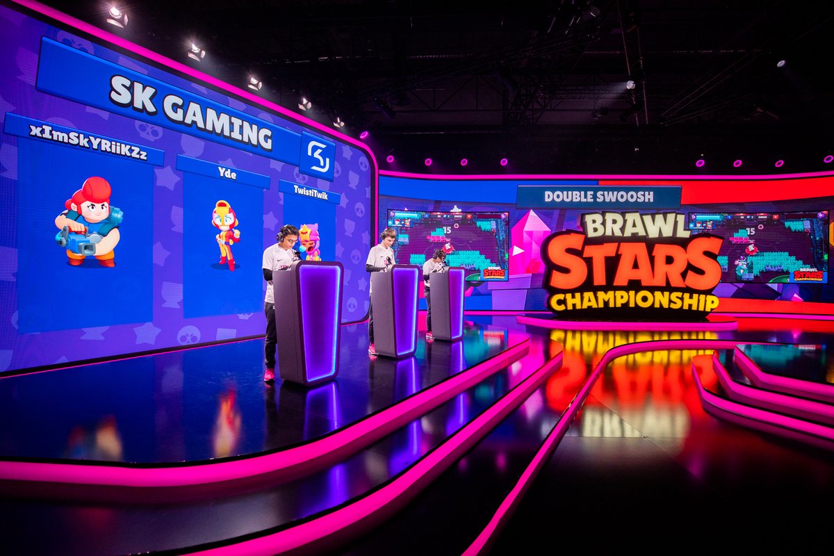 Brawl Stars Esports on X: 8 teams left, but only one can win 🫡 Tune in at  2pm CET and join in the culmination of 2022!   #BSWF22  / X