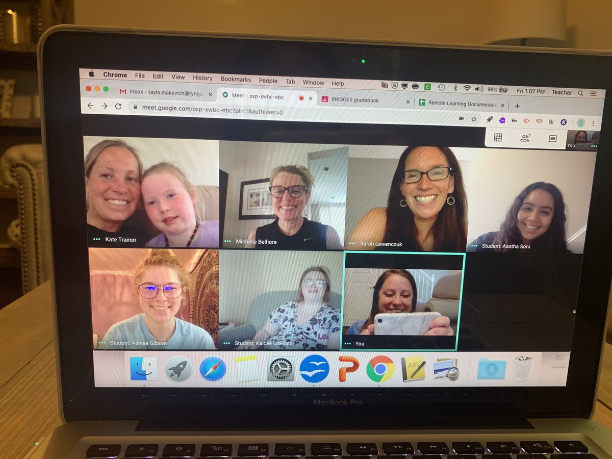 Mrs. Lewenczuk joined us for the perfect ending to our week! Thank you so much for reading to us! #tpsprepares <a href="/SarahLewenczuk/">Sarah Lewenczuk</a>