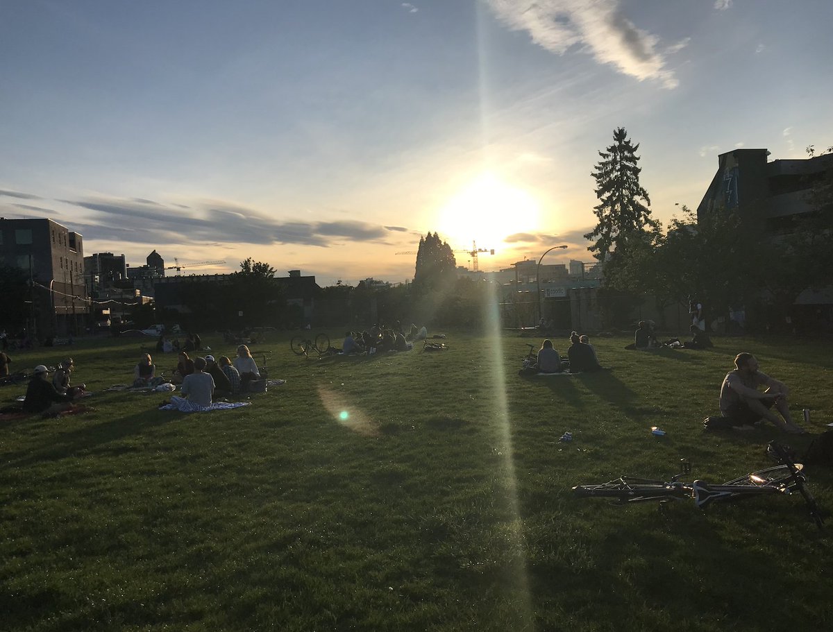 4. JONATHAN ROGERS PARK- This is what Dude Chilling Park wishes it was: a low-key communal gathering place with great sun and great views- Milano Coffee and 33 Acres perfectly situated nearby- Slope on the south side gives just enough variety- Just average for kids