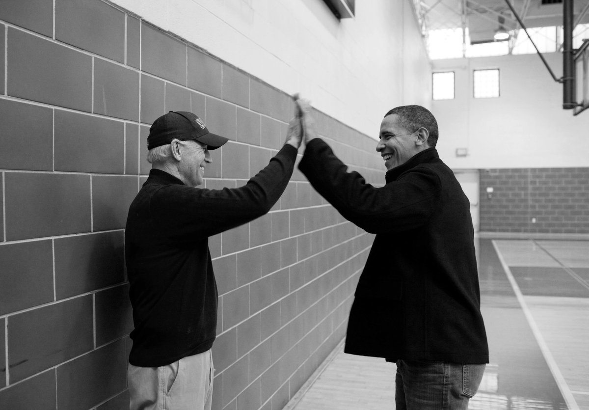 Motor City Sue tweet media