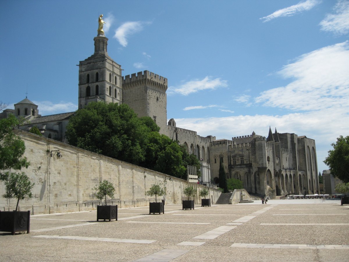 A few final pictures of Avignon - we visited a monastery outside of town that is apparently now used as an artists' retreat