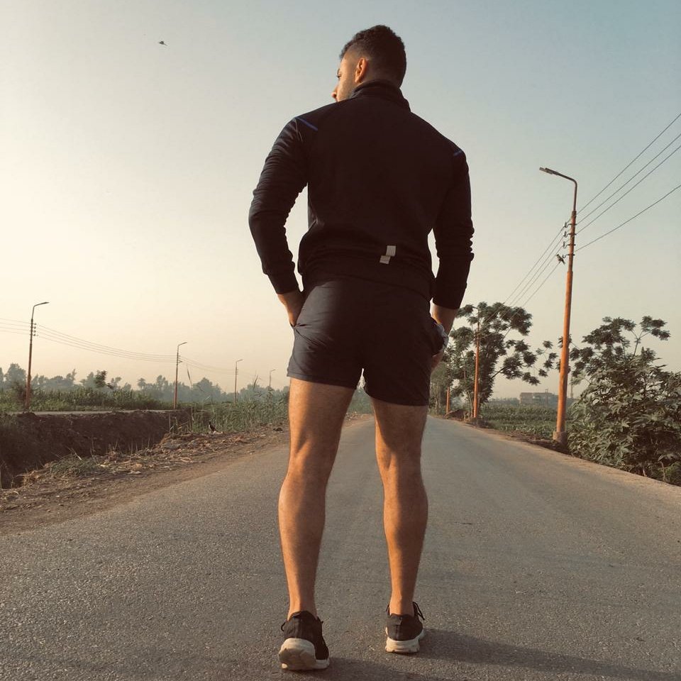 اذا لم تستطع الوصول... اصنع قمه تليق بك 💪