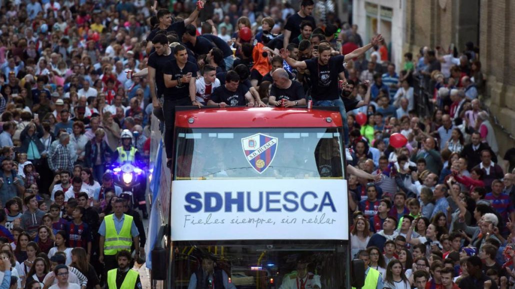 SDHuesca's tweet photo. Hace exactamente 2⃣ años estábamos viviendo uno de los momentos más bonitos de nuestra historia.

Todavía se nos escapa una lagrimita 😪 al recordar aquella tarde por las calles de Huesca.

🎉¡Fue al celebrarlo con vosotros cuando todo tuvo sentido!

Y tú, ¿cómo viviste ese día? https://t.co/6JouiOXsqn