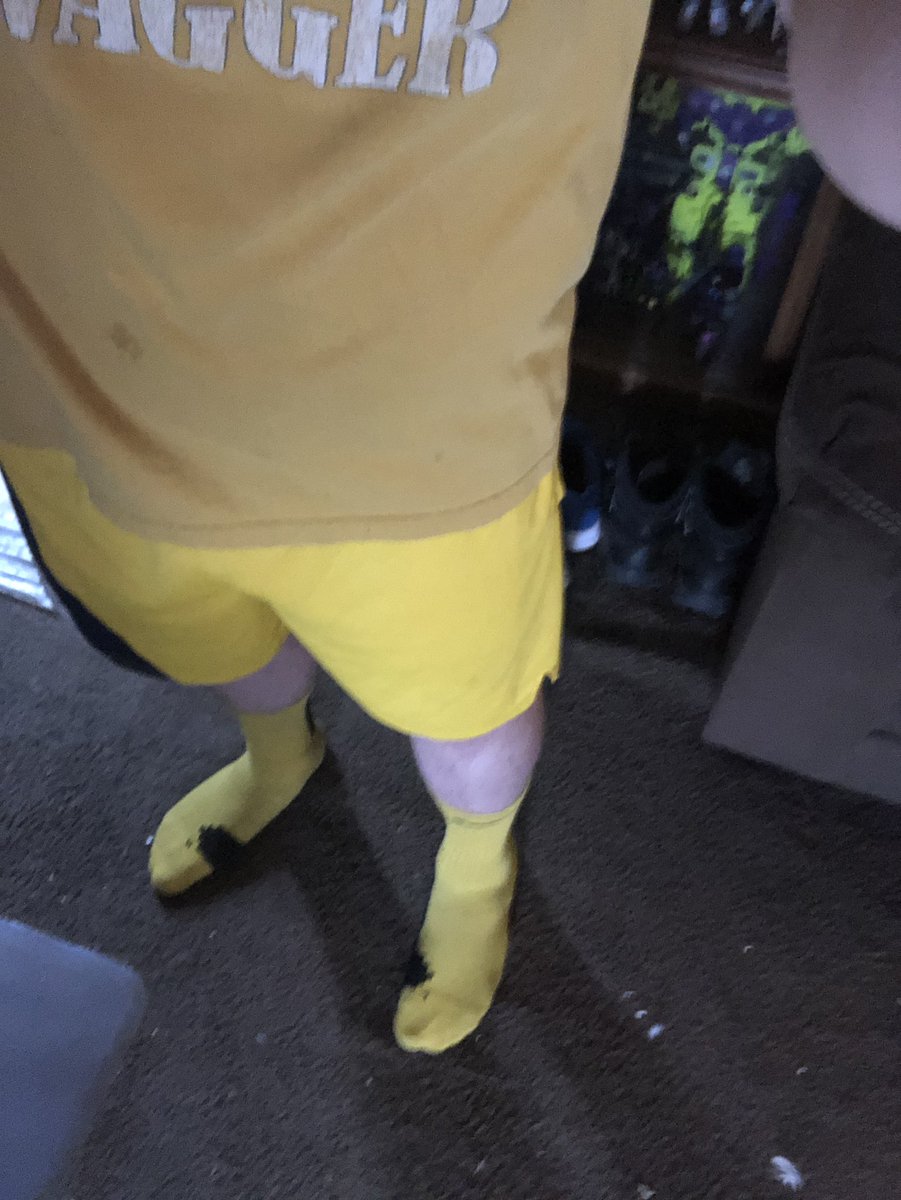 PKilcline80's tweet photo. @PacersTeamStore I go head to toe on #GoldFriday #GoldFridaySweepstake https://t.co/e1DUvfuJ9k