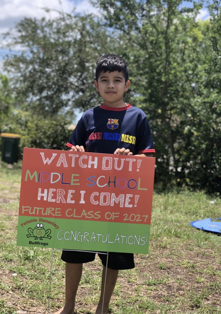 Can’t have Moving Up Ceremony? No problem! Our amazing administration is bringing it to our <a href="/ParksideProud/">Parkside Elementary</a> 5th grade! BIG “Thank you!” to Mrs. Fike, Mrs. Barber &amp; Mrs. Fields for dropping off these ADORABLE signs to every PSE 5th grader! <a href="/jm2bfike/">Melanie Fike</a> <a href="/MrsBarber15/">Sarah Barber</a> @MrsBFieldsCCPS