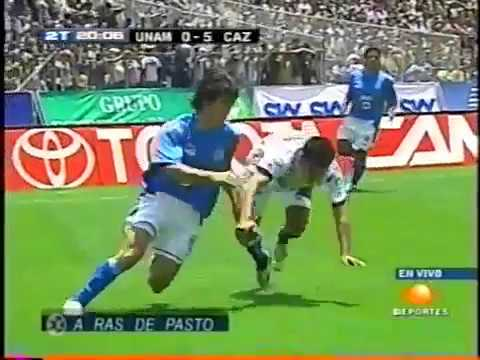RodrigoGoyenec3's tweet photo. 4) La manita histórica a los Pumas en C.U.
Jornada 6 del Apertura 2005
Pumas que venía de ser bicampeón en 2004, enfrentaba a Cruz Azul, pero la lesión de Verón le pesó al conjunto auriazul y la Máquina le clavó cinco tantos, de los cuales dos fueron del @kikinfg. https://t.co/8n4cPktAh8