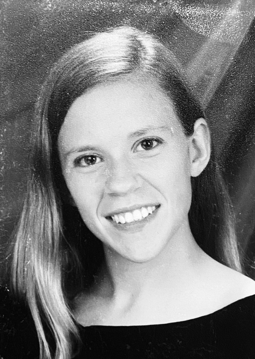 KFow67's tweet photo. Happy Birthday to this beaut! This was like only yesterday and yet you’ve grown into such a phenomenal young woman so fast. Happy Birthday @victoriaramirez I love you 💯♥️ #strongwoman #stud https://t.co/mOqsodpMpU