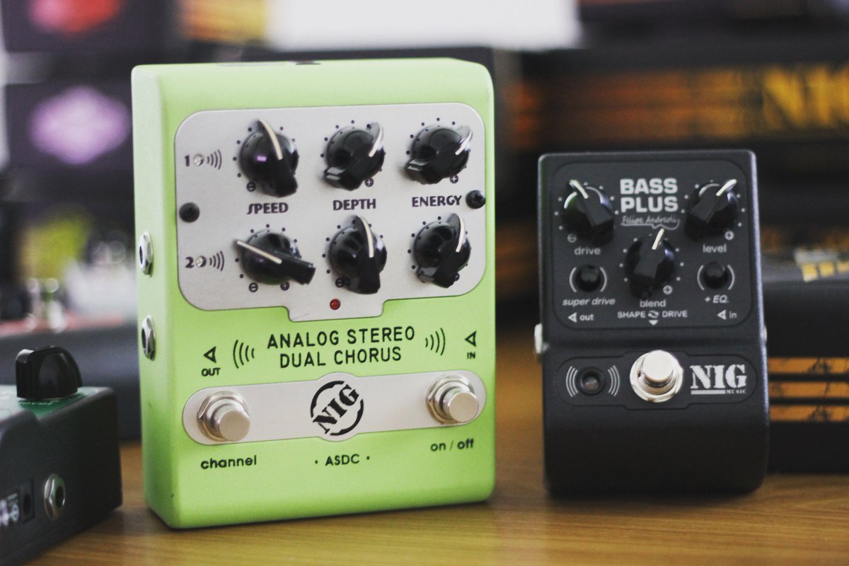 GNI_Music's tweet photo. Uma super dupla para os baixistas. #analogstereodualchorus #bassplus #nigmusic #gnimusic #nigpedals #gnipedals #bassplayer #bass #contrabaixo #baixoeletrico #chorus #felipeandreoli https://t.co/Bd7i3I1fYS