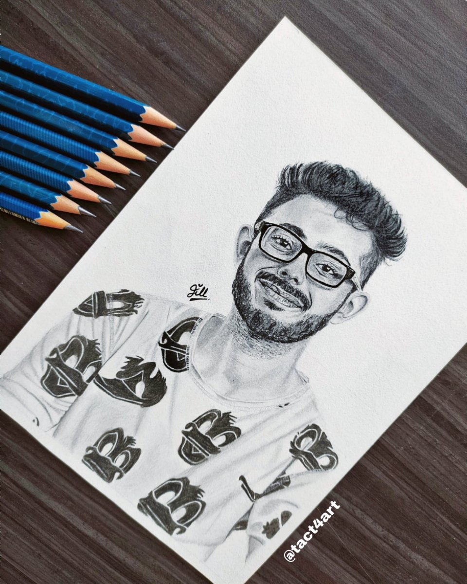 JillPatel_06's tweet photo. "Toh kaise hai aap log?🤨" 😜 @CarryMinati https://t.co/QVg5oVKMYK