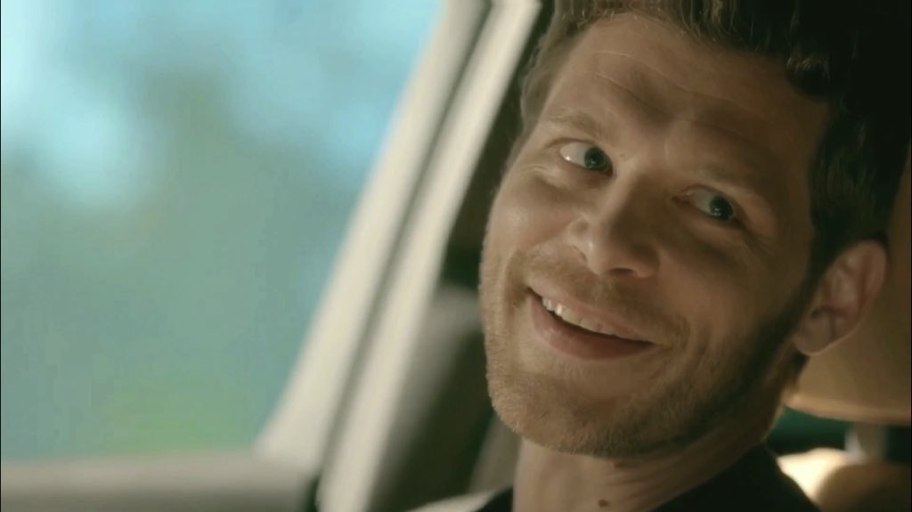 a thread of klaus mikaelson smiling but his smile gets bigger as you keep scrolling