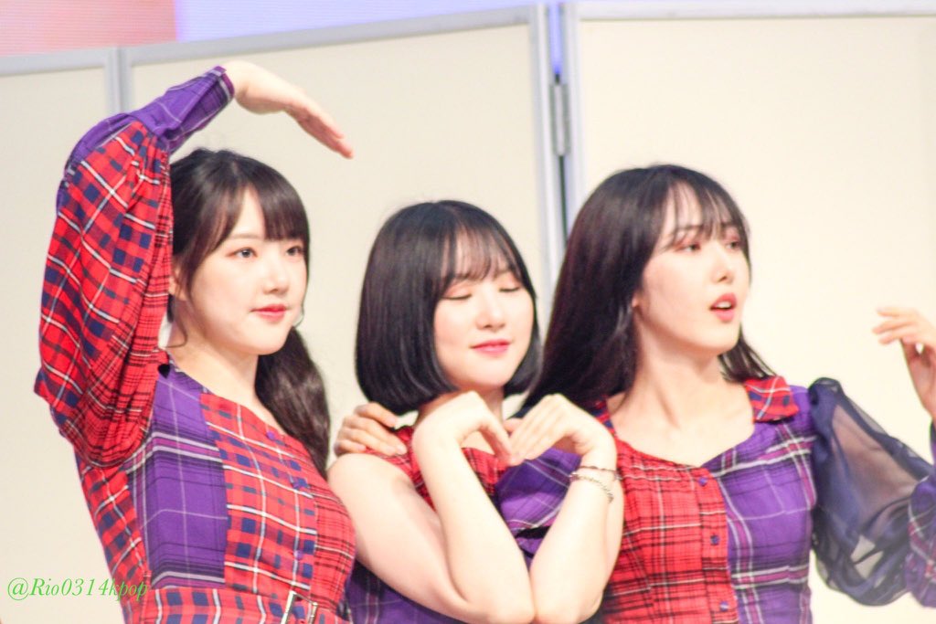 6. The Troublemakers (Yerin, Eunha, SinB)
