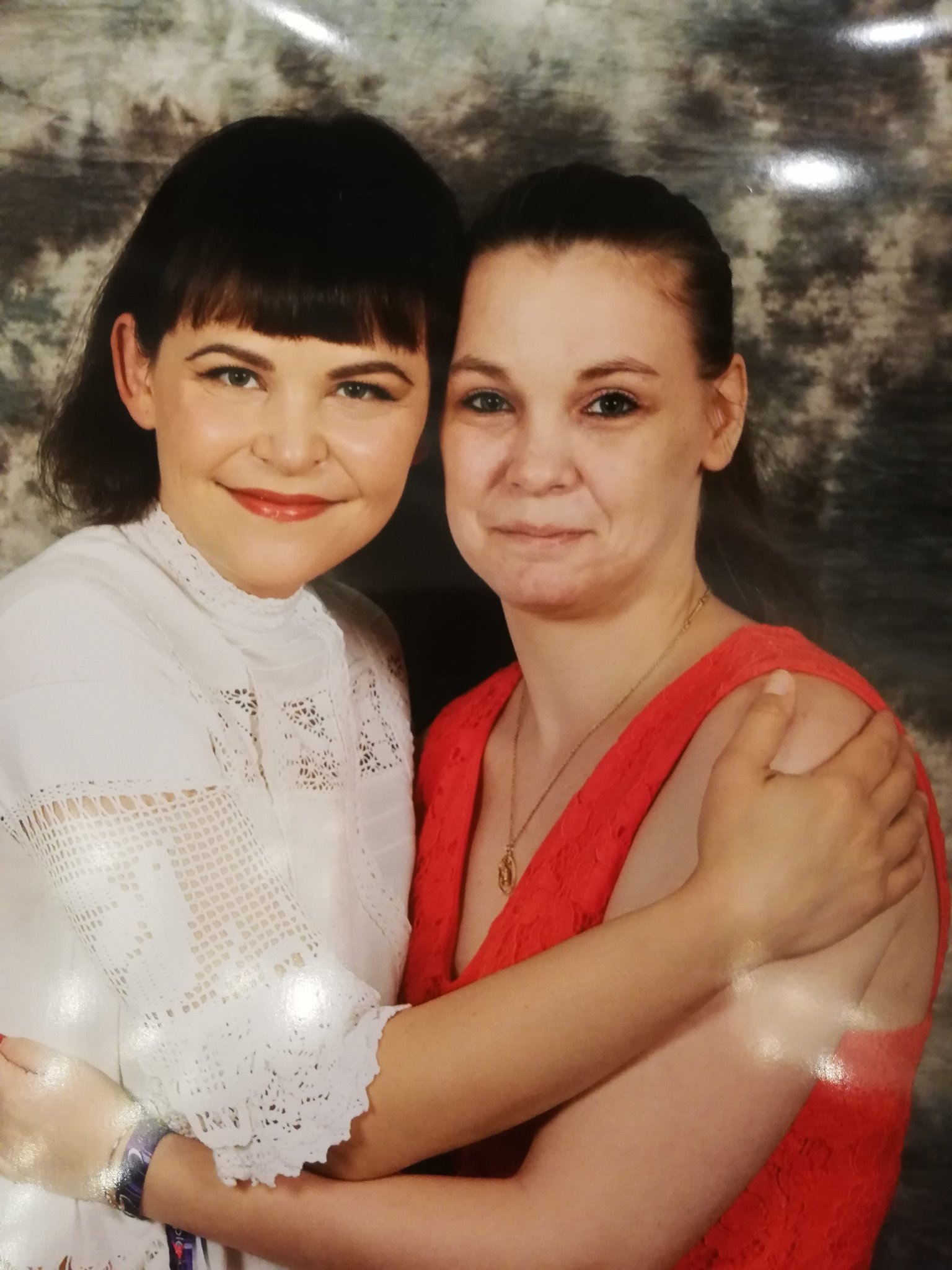 Happy birthday to this adorable woman Ginnifer Goodwin    