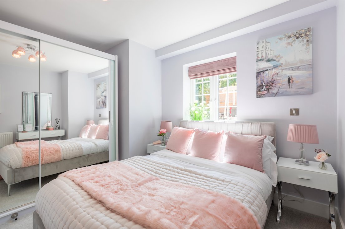 moverevolution's tweet photo. Blush bedroom at Copper House. 
Just imagine moving into this luxury new apartment - brand new just for you! 

#blush #blushinteriors #blushdesign #interiordesign #copperhouse #newapartment #newhomes #sanderstead #estateagentsanderstead #professionalphotography #stoneandbaxter https://t.co/2JmvhlXLIw