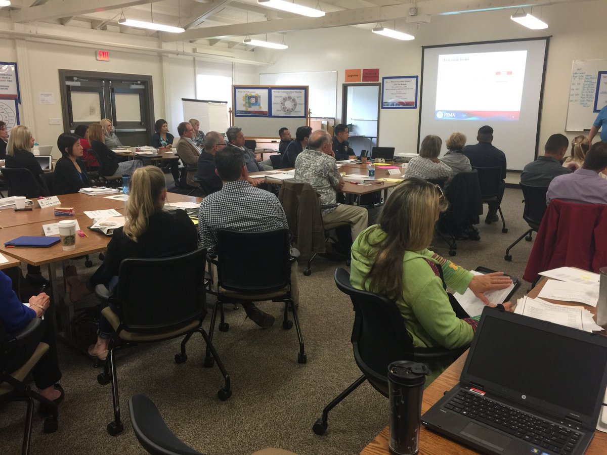 PIOMarkBrady's tweet image. During this week of May in 2017 I was in @SLOtownCali California as part of @FEMA_EMI L0388 #AdvancedPIO Course Instructor cadre with #PhilPolitanoRIP @usfatom @LauraRumpler @SamDBernard @lukeskywatcher - enjoyed seeing @RRUDRPM @Cal_OES @LACoFDPIO @justinfreiler &amp;amp; many more