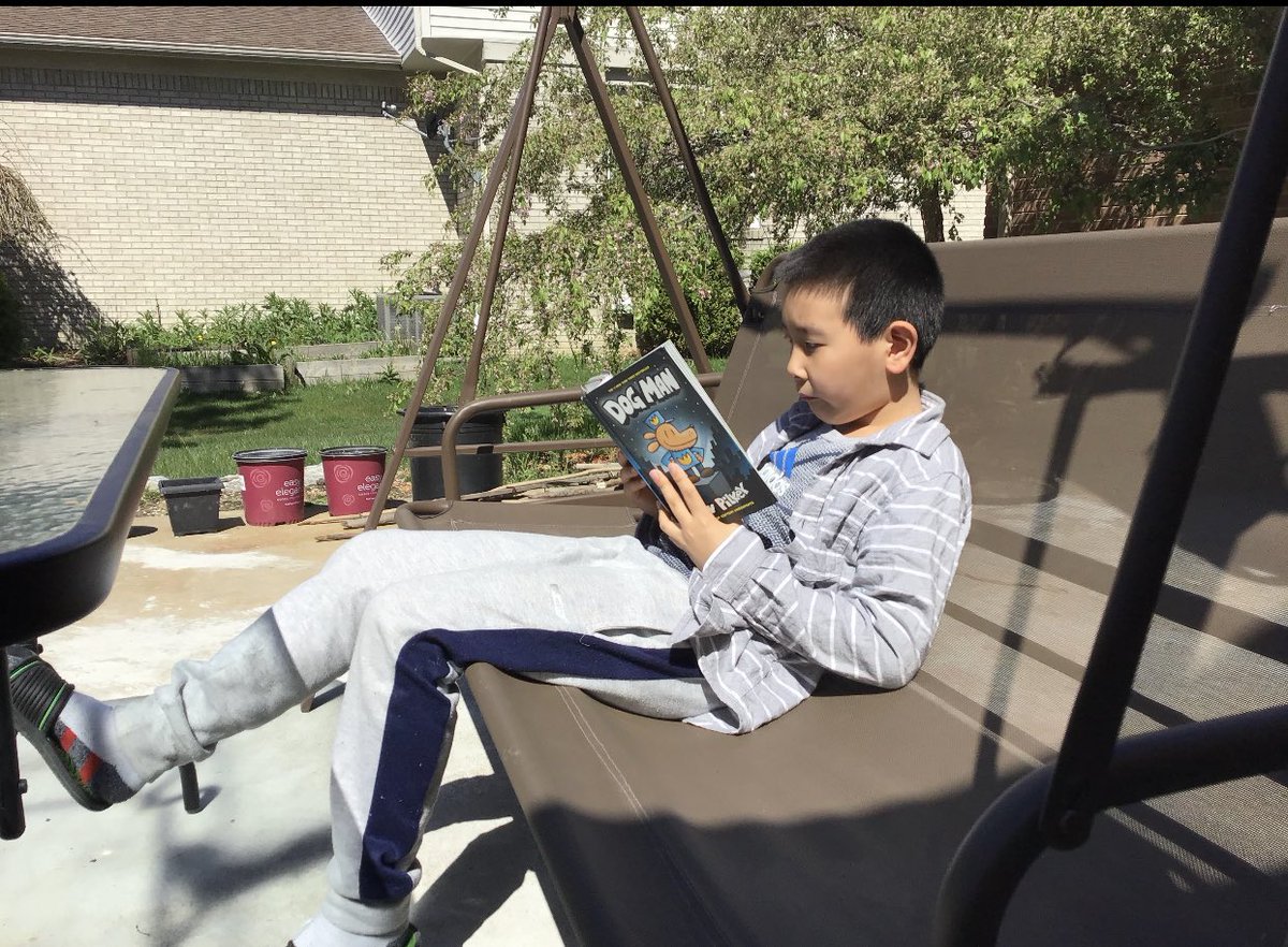 RRalexander2's tweet photo. #OneTroyReads https://t.co/VZah0hXnA7