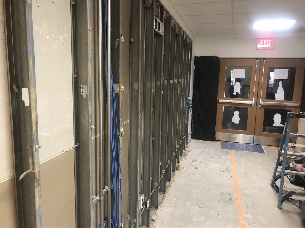 LebcedarsE's tweet photo. Construction started on the installation of a door and windows for the Esports Arena.  We miss our athletes! https://t.co/thzPUnUDoZ