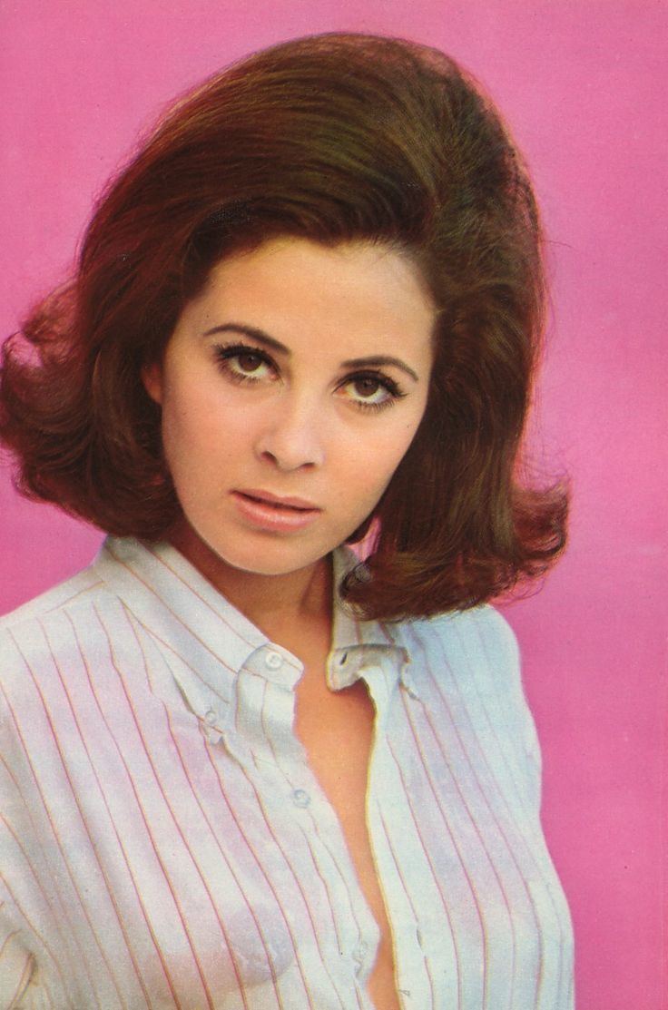 Happy birthday Barbara Parkins!! 