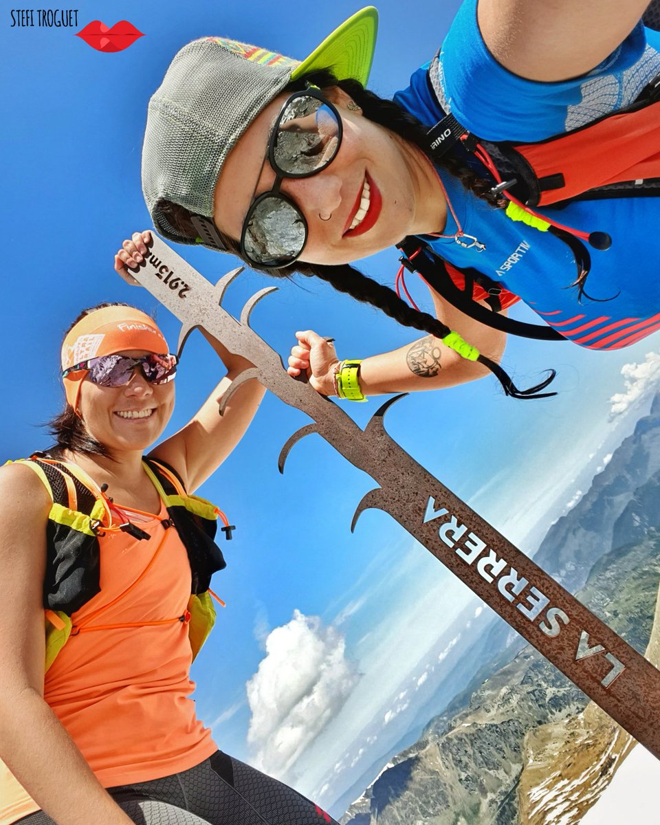 ETroguet's tweet photo. Girls morning at La Serrera, 2.913m 🥰♥️!!
I missed her so much 💕..!!
Ankle support + high boots, and keep going⚡! I've been home too much already...🙈!!
#Serrera #Andorra 🇦🇩♥️
#BeyondAdventure #xBathlete #ForYourMountain https://t.co/sM7wblF8fA
