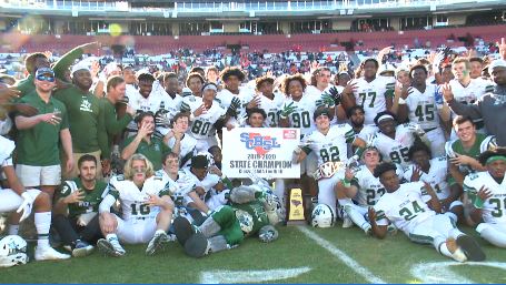 Reggie Anderson (@reggiewltx) on Twitter photo Dutch Fork will open the season Saturday, Aug. 22 in Charlotte against Vance HS. The 4-time 5A state champion Silver Foxes will be a part of an event billed as the Charlotte Kickoff Weekend and will be played at the Mecklenburg County Sportsplex at Matthews.
<a href="/dfhsfootball/">Dutch Fork Football</a> Dutch Fork will open the season Saturday, Aug. 22 in Charlotte against Vance HS. The 4-time 5A state champion Silver Foxes will be a part of an event billed as the Charlotte Kickoff Weekend and will be played at the Mecklenburg County Sportsplex at Matthews.
<a href="/dfhsfootball/">Dutch Fork Football</a>