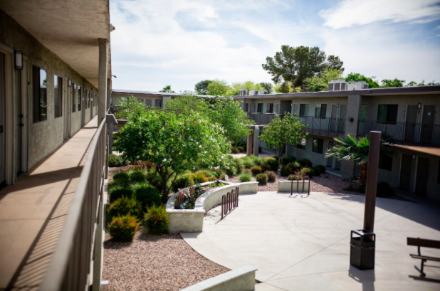 azhousinginc's tweet photo. Thank you to @BankofAmerica / @Echmt for financially supporting AHI’s mission which will give us the power to ensure everyone has a permanent place to call home and support to create a quality life. #BofAGrants #economicmobility https://t.co/0auB8vreje