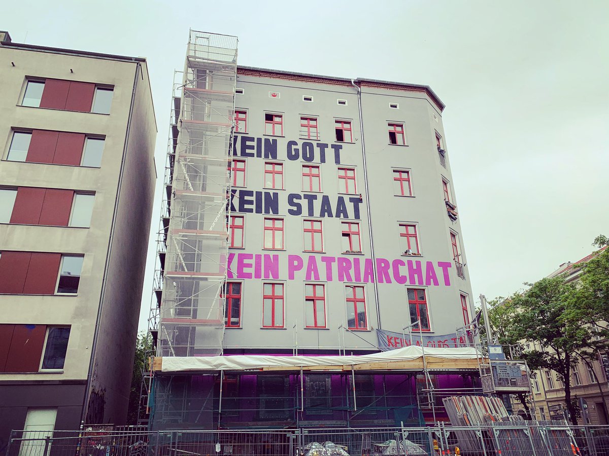 Echtzeitreise's tweet photo. Hello from the other side.
#scharni #fhain #afa https://t.co/ulpcR3zjTQ