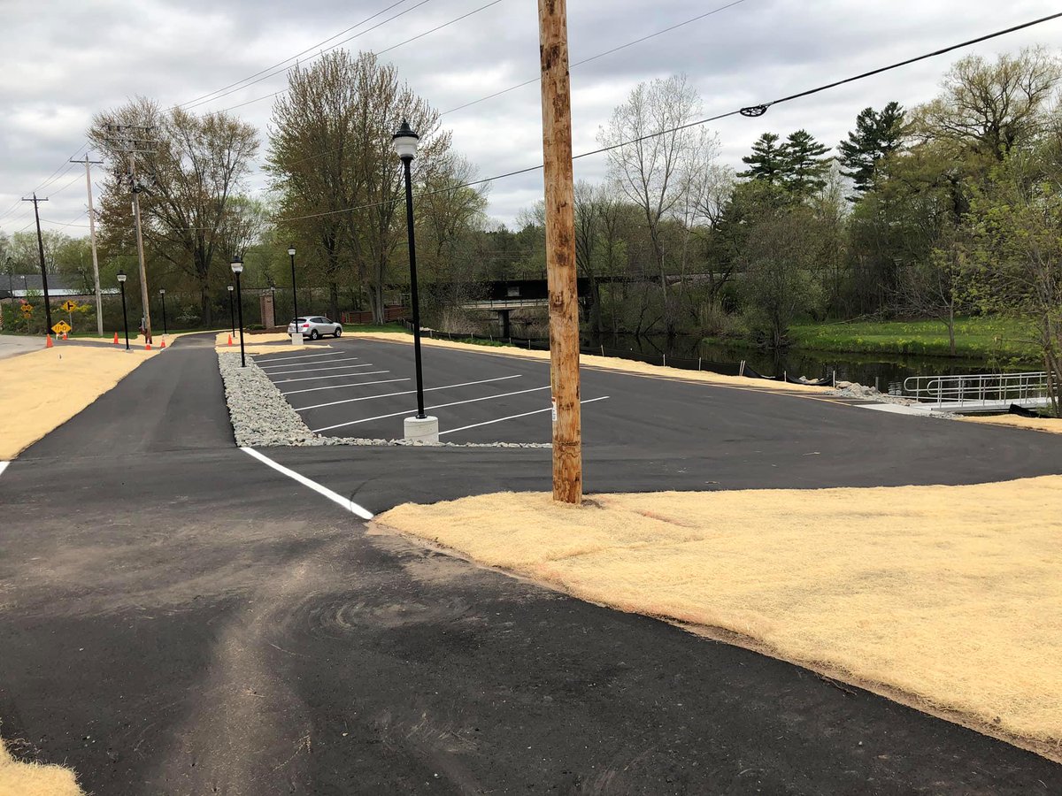 village_suamico's tweet image. Fireman's Park (1740 Riverside Drive) received a face-lift this spring with the addition of a canoe/kayak launch, lighted parking lot, paved path, and boardwalk to connect the park to businesses in the Historic Downtown Suamico area. Enjoy! - AK #Suamico