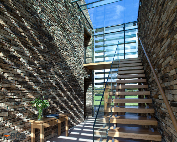 RGB Landscapes supplied Stanton Moor for the interior of this award winning property

#stantonmoor #naturalstone #stone