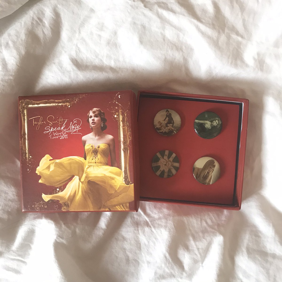 I absolutely forgot I had these speak now pins LOOK HOW CUTE THEY ARE